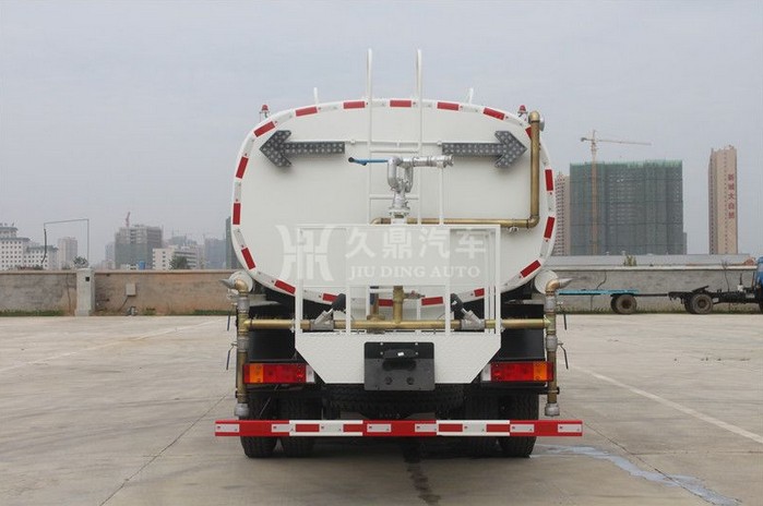 20噸(20方)東風(fēng)后八輪綠化灑水車價(jià)格5