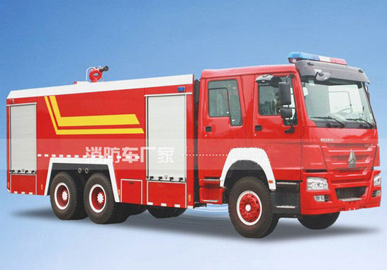 12噸重汽豪沃泡沫消防車價格4