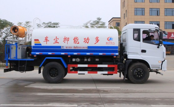 東風新款專底霧炮車高清圖片 東風新款專底霧炮車高清圖片