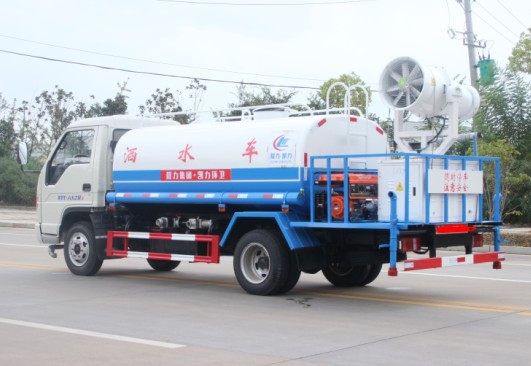 福田小卡之星3霧炮車高清圖片 福田小卡之星3霧炮車高清圖片