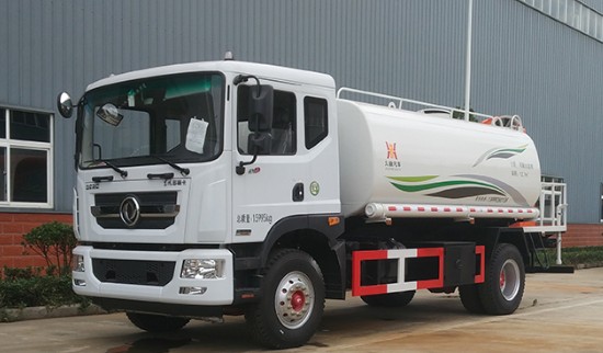 東風多利卡D9灑水車圖片 東風多利卡D9灑水車圖片