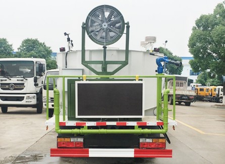 國(guó)五5方大運(yùn)多功能抑塵車圖片 國(guó)五5方大運(yùn)多功能抑塵車圖片