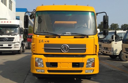 12方東風天錦農藥噴灑車圖片 12方東風天錦農藥噴灑車圖片