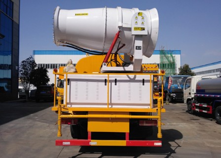 12方東風天錦農藥噴灑車圖片 12方東風天錦農藥噴灑車圖片