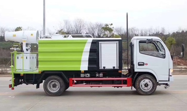 小型環衛綠化灑水車圖片 小型環衛綠化灑水車圖片