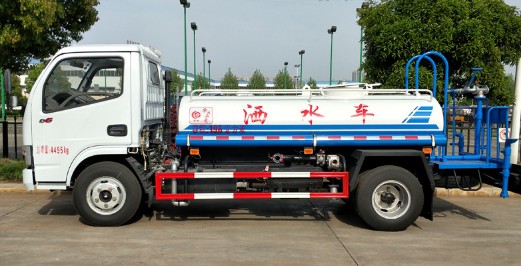 東風2噸小型灑水車圖片 東風2噸小型灑水車圖片