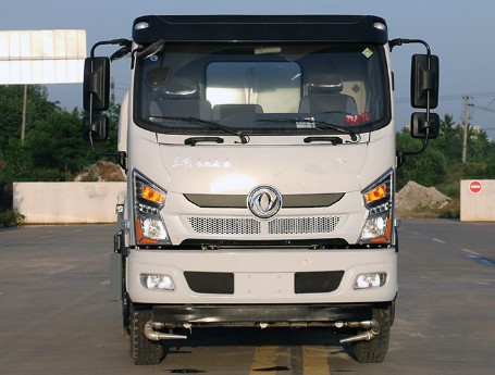 國(guó)六12噸東風(fēng)專底D1L灑水車圖片 國(guó)六12噸東風(fēng)專底D1L灑水車圖片