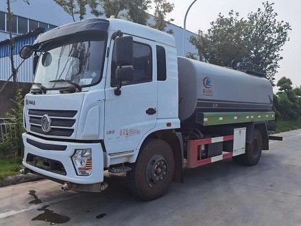 二手九成新國五東風專用底盤12方灑水車圖片 二手九成新國五東風專用底盤12方灑水車圖片