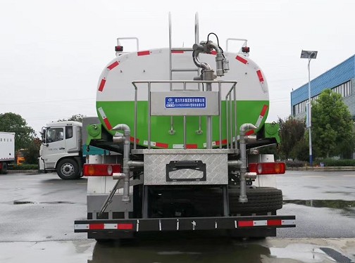 東風(fēng)天錦純電動(dòng)高端灑水車圖片 東風(fēng)天錦純電動(dòng)高端灑水車圖片