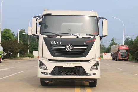 國(guó)六東風(fēng)天龍KL后雙橋?yàn)⑺?chē) 國(guó)六東風(fēng)天龍KL后雙橋?yàn)⑺?chē)