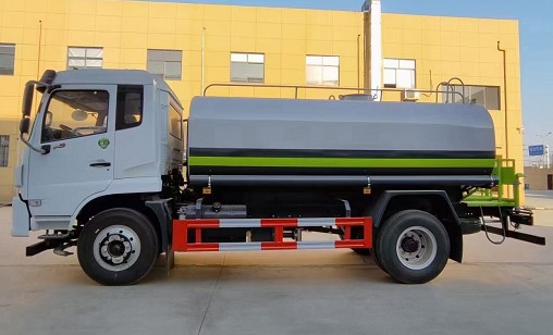 國(guó)六12噸東風(fēng)大福瑞卡F9灑水車 國(guó)六12噸東風(fēng)大福瑞卡F9灑水車
