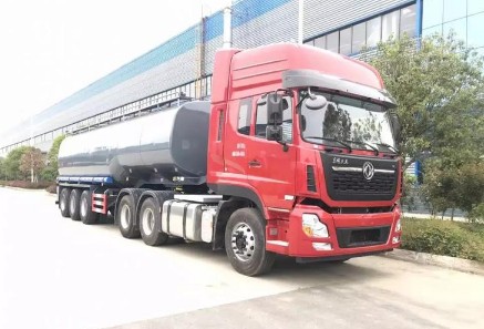 半掛灑水車圖片 半掛灑水車圖片