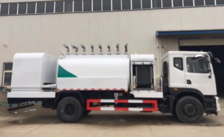 爆破多功能抑塵車圖片 爆破多功能抑塵車圖片