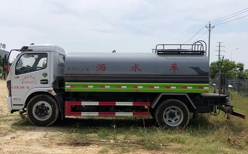 12�_���և����|�L����10����ˮ܇�DƬ