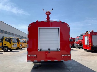 國六東風凱普特8方消防灑水車圖片 國六東風凱普特8方消防灑水車圖片