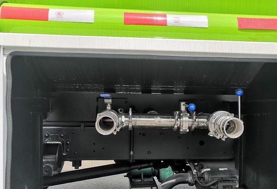 5方不銹鋼運水車圖片 5方不銹鋼運水車圖片