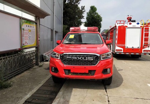 �����Ƈ���������ͨ�߉���ˮ�FƤ������܇