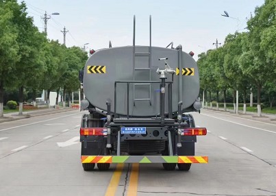 國六福田奧鈴大黃蜂12噸灑水車 國六福田奧鈴大黃蜂12噸灑水車