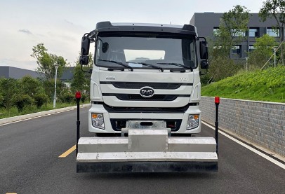 電動灑水車屬于什么設備類型_比亞迪純電動新能源10方清洗車2