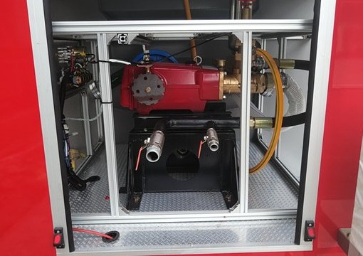 福田4噸遠(yuǎn)程供水森林消防車多方位圖片 福田4噸遠(yuǎn)程供水森林消防車多方位圖片