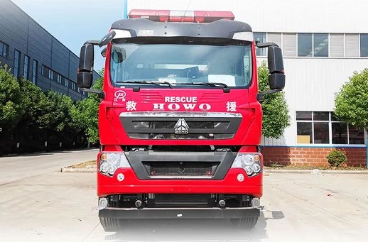 國(guó)六重汽豪沃前四后八24噸重型消防車(chē) 國(guó)六重汽豪沃前四后八24噸重型消防車(chē)