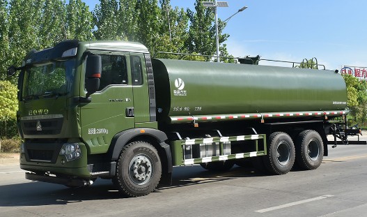 重汽豪沃304不銹鋼灑水車_重汽豪沃20噸熱水保溫運水車 重汽豪沃304不銹鋼灑水車_重汽豪沃20噸熱水保溫運水車