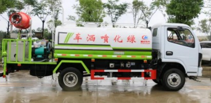 藍(lán)牌灑水車圖片 藍(lán)牌灑水車圖片
